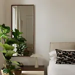 Apartment The Collector - Design Boutique By The Grand Canal, Ponterosso