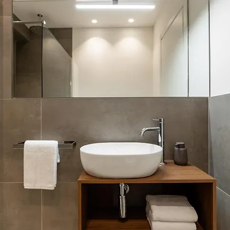 The Collector - Design Boutique By The Grand Canal, Ponterosso * Trieste