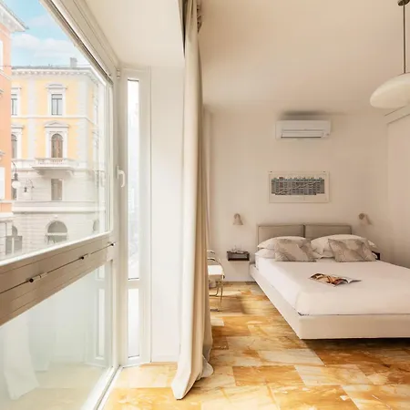 The Collector - Design Boutique By The Grand Canal, Ponterosso Apartment