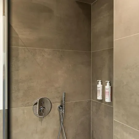 Apartment The Collector - Design Boutique By The Grand Canal, Ponterosso *